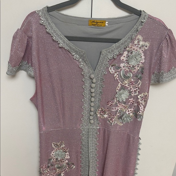 Arazona Fashion Collection Dresses & Skirts - Elegant Pink Maxi Dress with Floral Embellishments fits Meduim/Large